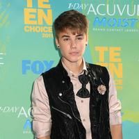 Justin Bieber at Teen Choice Awards 2011 photos | Picture 59042